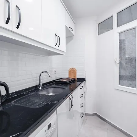 Cozy Flat Near Marmaray In Uskudar * Стамбул