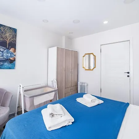 Cozy Flat Near Marmaray In Uskudar Апартаменты *